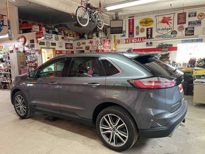 2021 Ford Edge, $24995. Photo 5