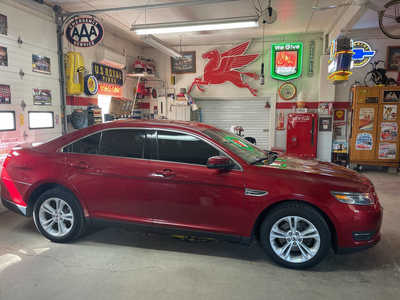 2014 Ford Taurus, $7995. Photo 8