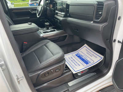 2024 Chevrolet Silverado 1500, $43995. Photo 12