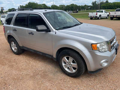 2012 Ford Escape, $4895. Photo 9