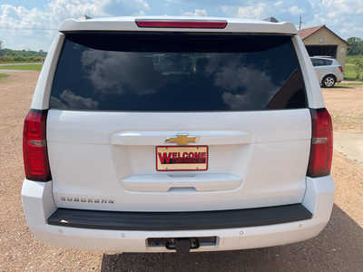 2018 Chevrolet Suburban, $15900. Photo 4