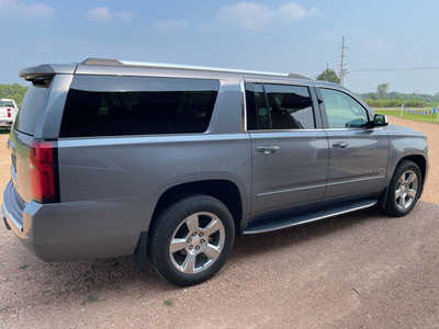 2020 Chevrolet Suburban, $30900. Photo 5