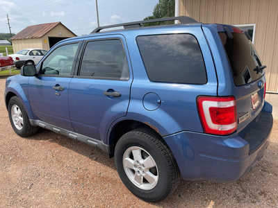 2010 Ford Escape, $3900. Photo 3