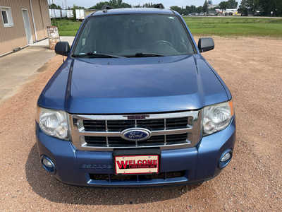 2010 Ford Escape, $3900. Photo 8