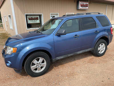 2010 Ford Escape, $3900. Photo 1