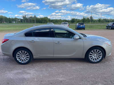 2012 Buick Regal, $7900. Photo 6