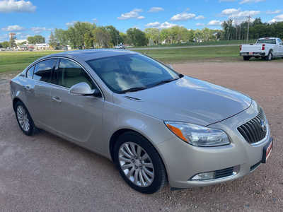 2012 Buick Regal, $7900. Photo 8