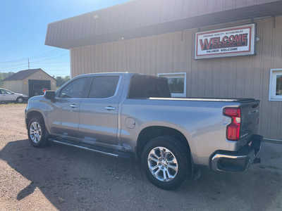 2024 Chevrolet 1500 Crew Cab, $38995. Photo 3