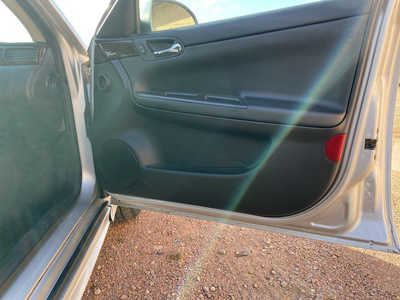 2014 Chevrolet Impala, $6999. Photo 9