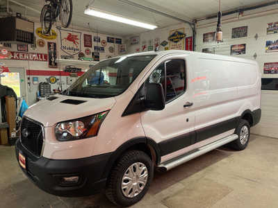 2024 Ford Transit-150, $30900. Photo 3