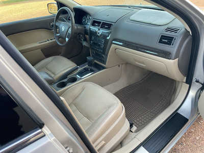 2009 Mercury Milan, $6900. Photo 9