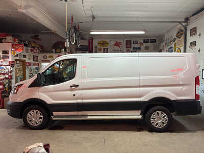2024 Ford Transit, $30900. Photo 4