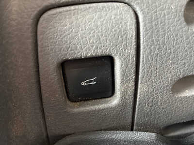 2013 Ford Edge, $8900. Photo 8