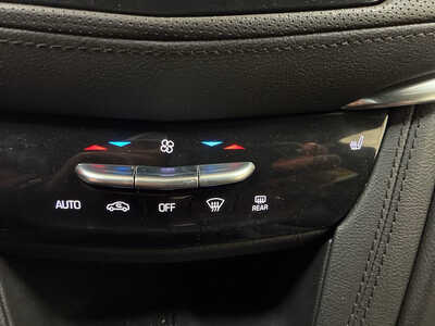 2021 Cadillac XT5, $23900. Photo 12