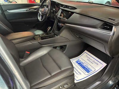 2021 Cadillac XT5, $23900. Photo 6