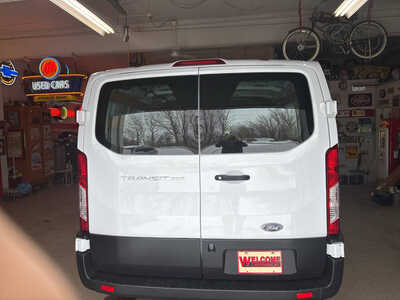 2024 Ford Transit-250, $30900. Photo 4
