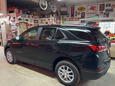 2022 Chevrolet Equinox, $13500. Photo 3