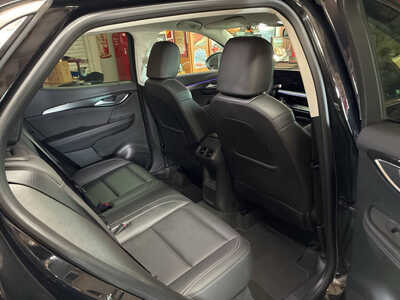 2025 Buick Envision, $30795. Photo 12