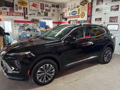 2025 Buick Envision, $30795. Photo 1