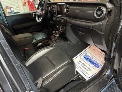 2022 Jeep Wrangler Unlimited, $32900. Photo 10