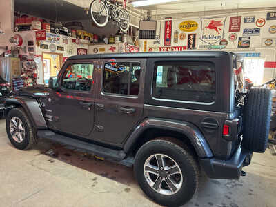 2022 Jeep Wrangler Unlimited, $32900. Photo 3