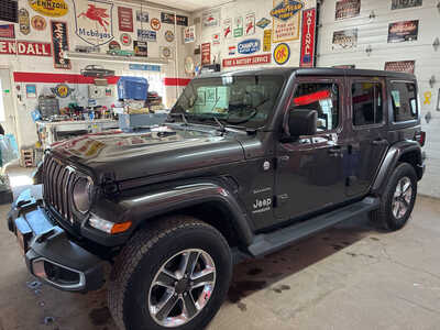 2022 Jeep Wrangler Unlimited, $32900. Photo 1