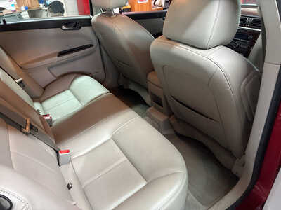 2013 Chevrolet Impala, $7900. Photo 9