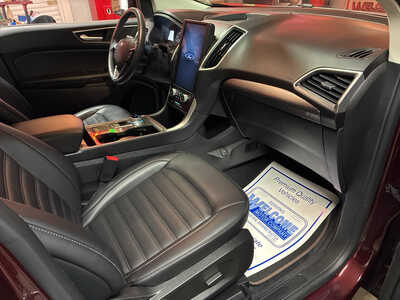 2024 Ford Edge, $29900. Photo 10