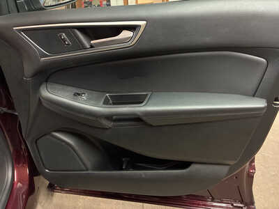 2024 Ford Edge, $29900. Photo 11