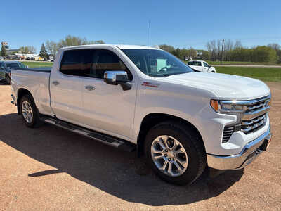 2024 Chevrolet 1500 Crew Cab, $37995. Photo 9