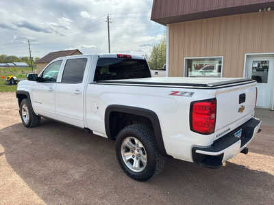 2016 Chevrolet 1500 Crew Cab, $10995. Photo 3