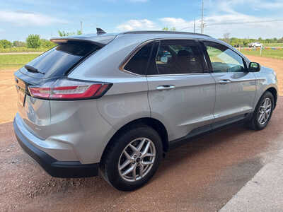 2023 Ford Edge, $27500. Photo 5