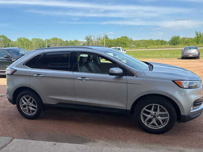 2023 Ford Edge, $27500. Photo 6