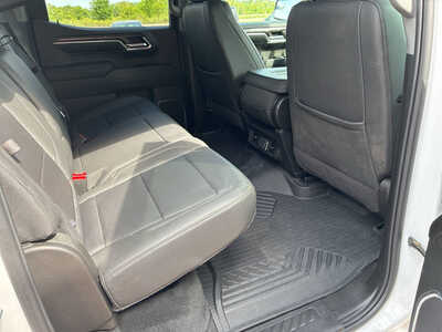2024 Chevrolet 1500 Crew Cab, $43500. Photo 12