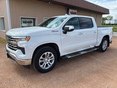 2024 Chevrolet 1500 Crew Cab, $43500. Photo 1