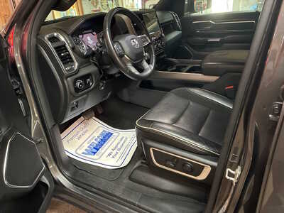 2024 RAM 1500 Crew Cab, $35900. Photo 10