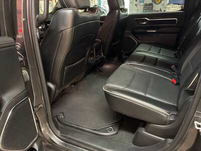 2024 RAM 1500 Crew Cab, $35900. Photo 11