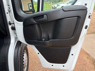 2025 RAM ProMaster, $28995. Photo 11