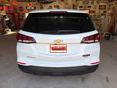 2024 Chevrolet Equinox, $15900. Photo 6