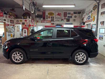2023 Chevrolet Equinox, $17995. Photo 4