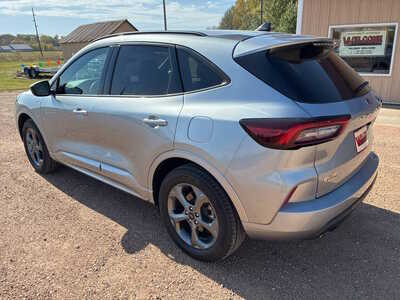 2024 Ford Escape, $20995. Photo 3