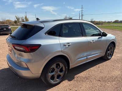 2024 Ford Escape, $20995. Photo 7