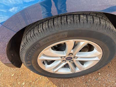 2020 Ford Edge, $17500. Photo 12