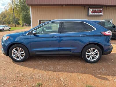 2020 Ford Edge, $17500. Photo 2