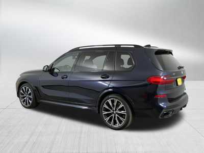 2022 BMW X7, $65998. Photo 5