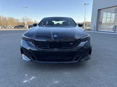 2024 BMW i5, $92940. Photo 2