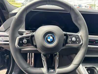 2024 BMW i7, $116295. Photo 11