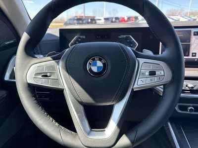 2024 BMW X7, $93500. Photo 10