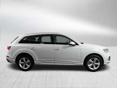 2023 Audi Q7, $60000. Photo 8