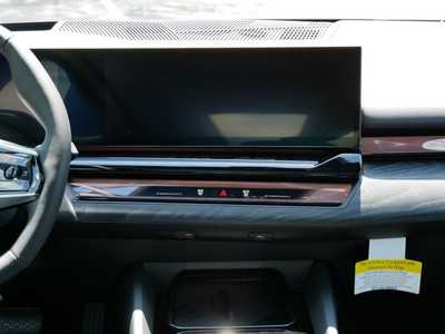 2024 BMW i5, $72960. Photo 7